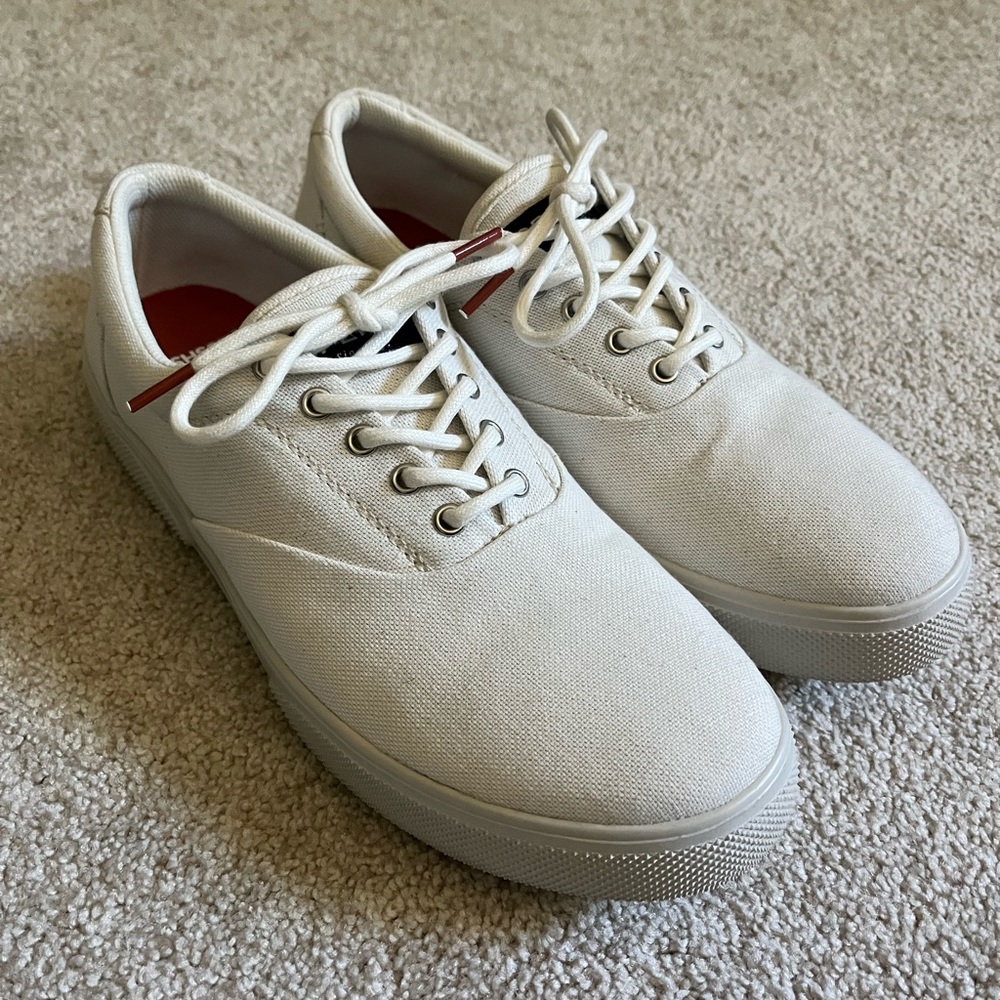 Sperry shoes worn once. Size 9.5